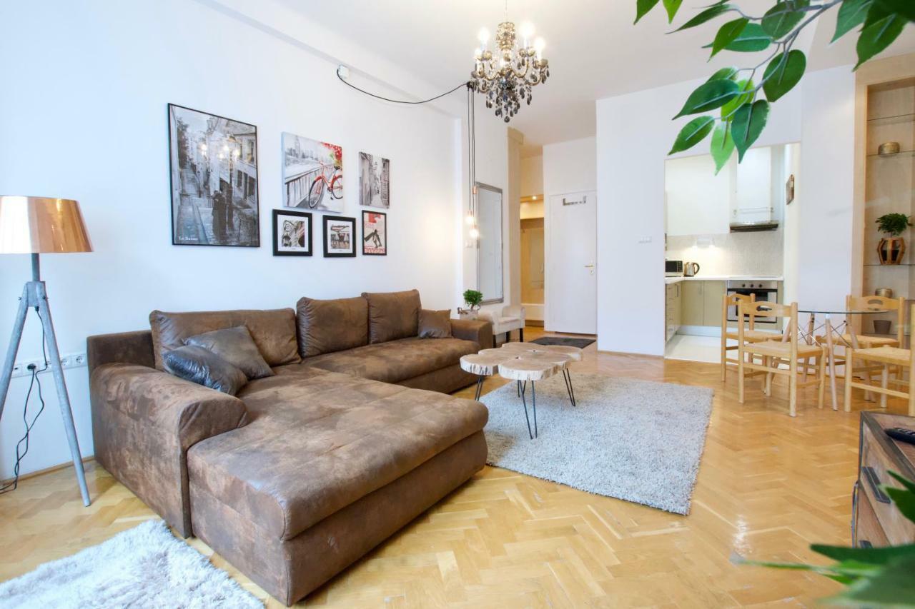 Standard Apartment by Hi5 - Madách Imre 1 Budapest Exterior foto
